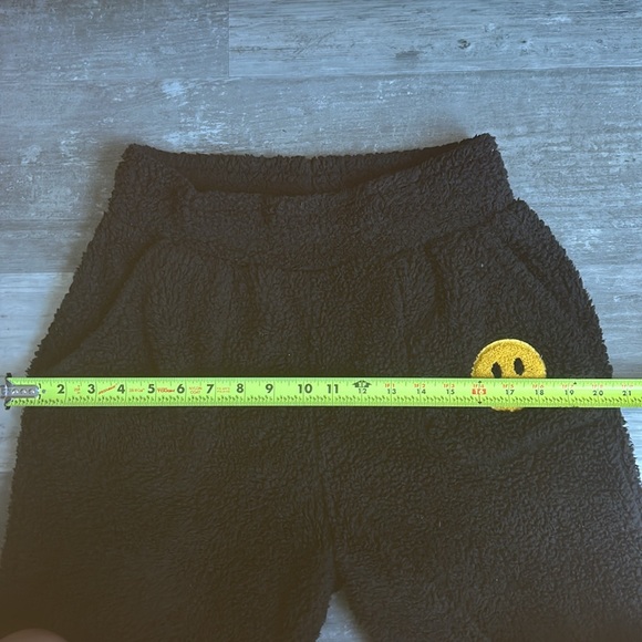 No Boundaries Black Fuzzy Pajama Pants Womens Medium Smiley Face on Pocket - Picture 3 of 9